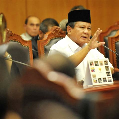 Prabowo Fires Opening Salvo In Court Challenge To Widodos Election