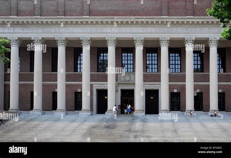 Harvard library hi-res stock photography and images - Alamy