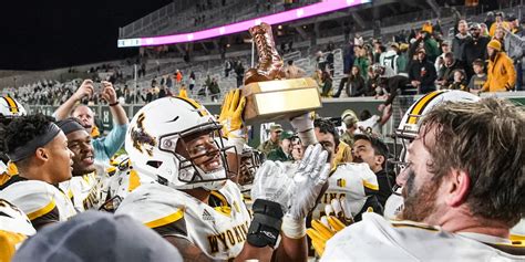 Ncaa Football Wyoming Vs Colorado State Sweetwaternow