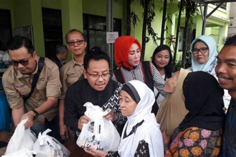 PPA Bagikan Paket Sembako Murah Bagi Keluarga Prasejahtera Di Malang