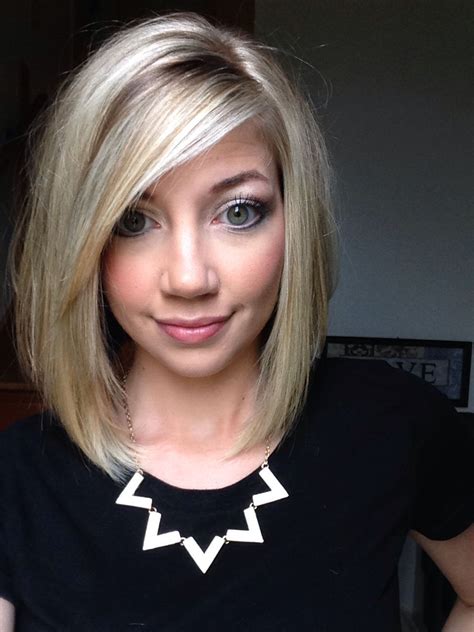 Blonde Angled Bob Cut Modern Haircuts Blonde Angled Bob Bobs Haircuts
