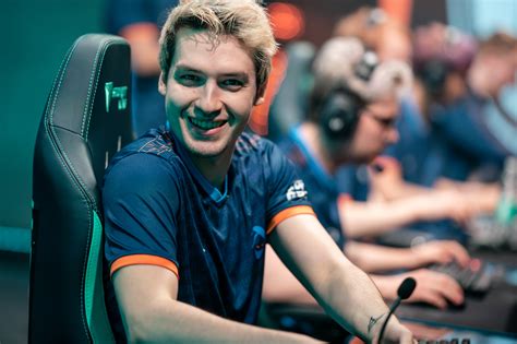 Lec Spring Playoffs Rogue Eliminates Fc Schalke Esports In