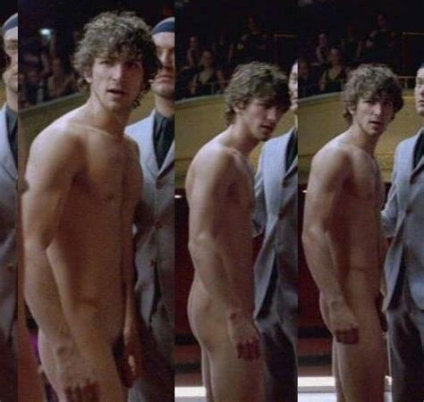 Omg He S Naked Michiel Huisman Omg Blog