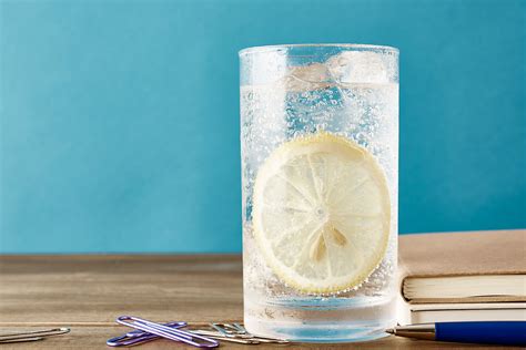 The 10 Best Sparkling Water to Quench Your Thirst - The Manual