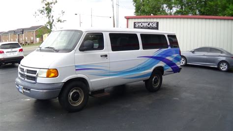 2001 Dodge Ram Maxi Wagon 3500 15 Passenger Van