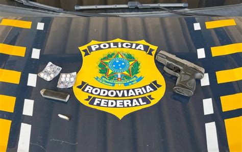 Motorista De Caminhão é Preso Com Arma E Munição Em Abordagem Da Prf Na