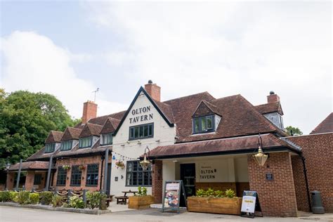 The Olton Tavern in Solihull Welcomes Pub-Goers Back!