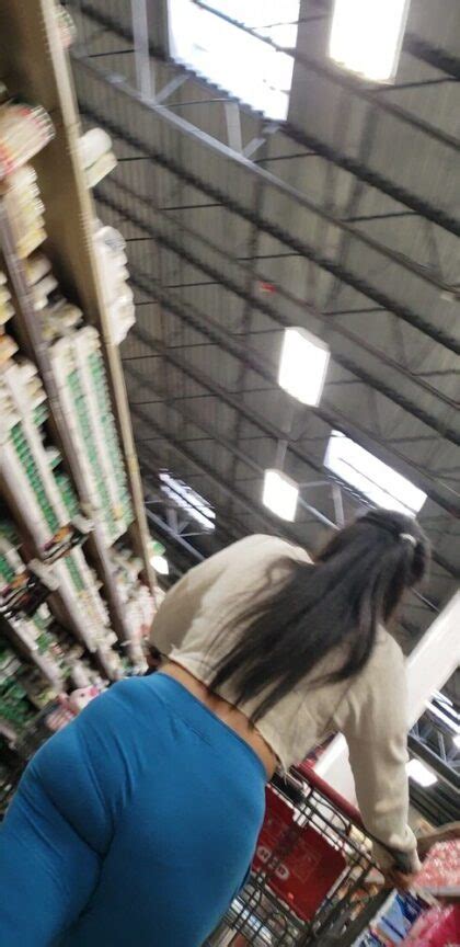 Candid Vpl And Jiggly Ass On Latina Creepshots