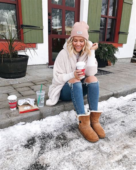 Softest Cardigan Favorite Starbucks Drinks — Bre Sheppard