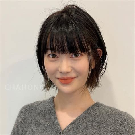 kiểu tóc ngắn hot nhất năm nàng công sở diện lên là auto trẻ ngay tuổi