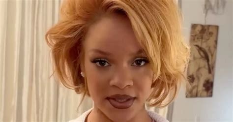 Rihanna Poses Up A Storm In Nude Lingerie As Fans Say She S Overflowing With Beauty Mirror