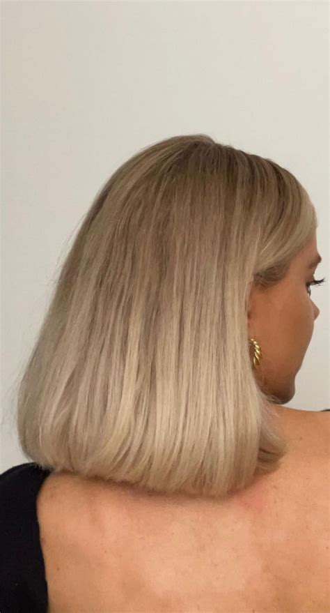 Enchanting Hair Colour Trends To Illuminate 2024 Beige Pale Blonde Bob