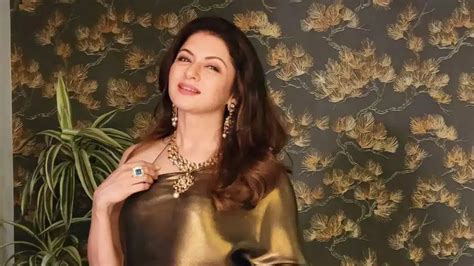 33 Bhagyashree Hot And Beautiful Photos You Need To See Twice