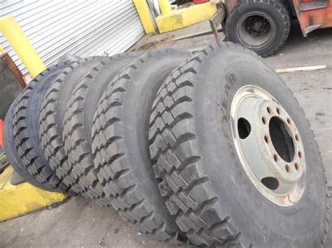 Goodyear G177 11 X 20 Radial Tire On 10 Hole Rim 95 Tread