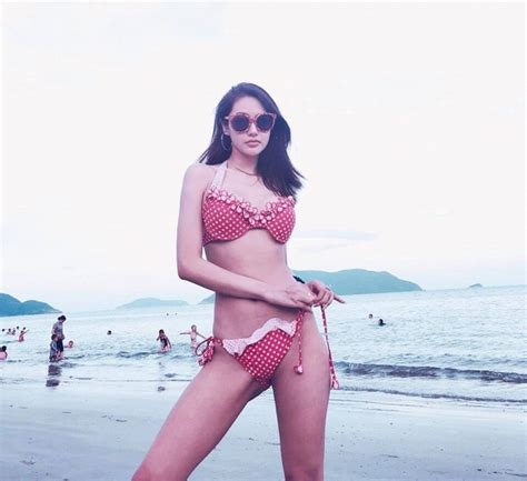 Lý Phương Châu tung ảnh bán nude Linh Chi cũng không kém cạnh