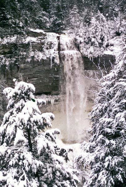 Fall Creek Falls in WInter: A Beautiful Adventure