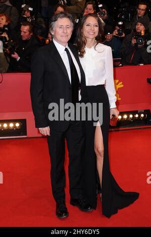 Gabriel Byrne and wife Hannah Beth King attending the 'Nadie Quiere La ...