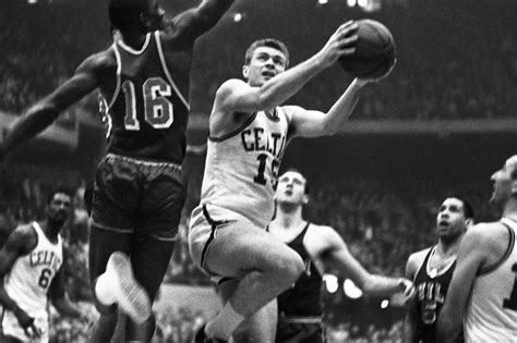 Tommy Heinsohn: Celtics legend dead at 86