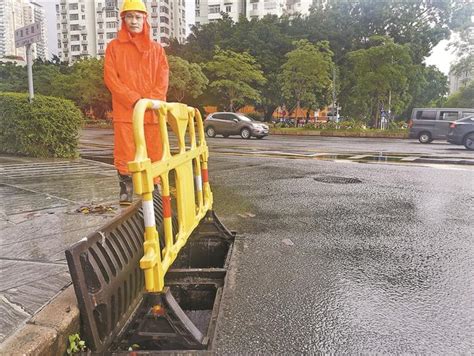 昨日第壹世界广场周围出现水浸 强降雨再次考验新洲路排水系统深圳新闻网