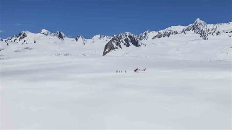 Franz Josef Or Fox Glacier Mount Cook Spectacular Glacier Helicopters