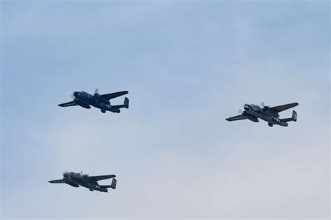 Bubba's Garage: Arsenal of Democracy Flyover - Warbirds Over Washngton, DC