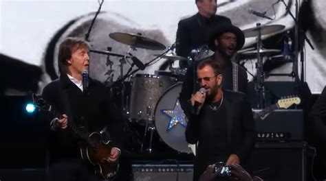 RINGO STARR PODE SER CONVIDADO PARA O ÚLTIMO SHOW DA TURNÊ DE PAUL