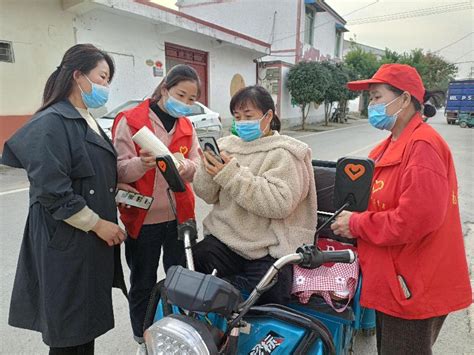 矿山集街道南山村下户宣传并注册小微权力“监督一点通”杜集区人民政府