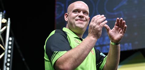 Van Gerwen issues statement following return to action | PDC