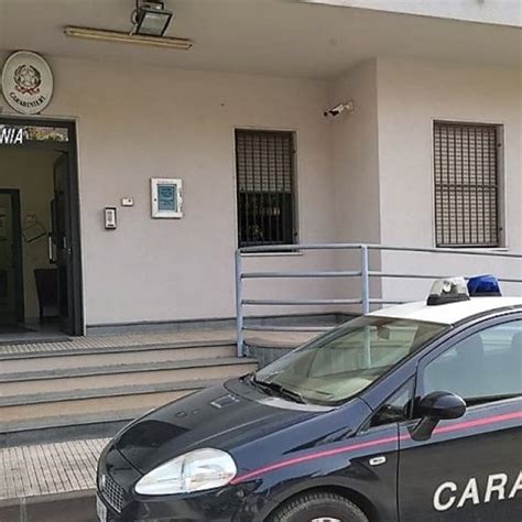 Fiumefreddo Botte E Minacce Ai Genitori Per Avere Soldi Per La Droga