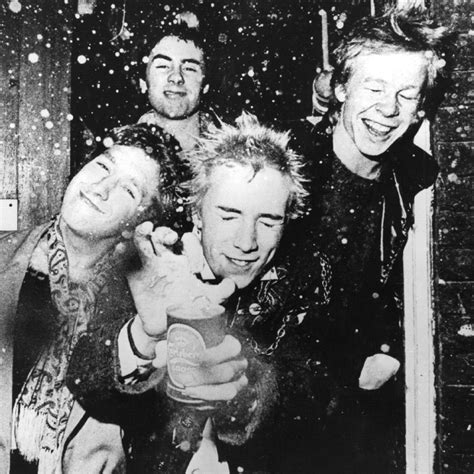 Sex Pistols In Arrivo Il Film Sulla Band Icona Del Punk