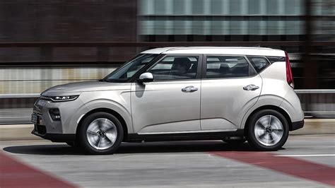 2020 Kia Soul Ev Review 2020 Kia Soul Ev First Drive Review More