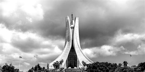 Architecture le mémorial du martyr Makam el chahid Boonyan Info