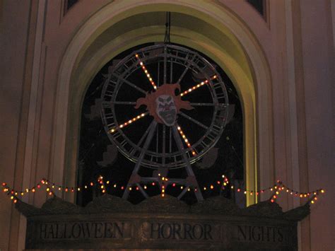 Halloween Horror Nights Carnival Of Carnage Flickr