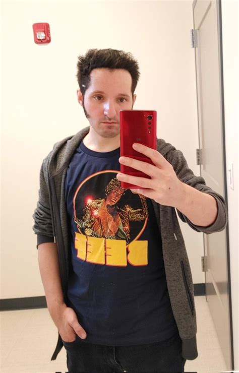 Youre With Your Girl And Someone Slaps Her Ass And You Turn Around And This Guy Blames It On