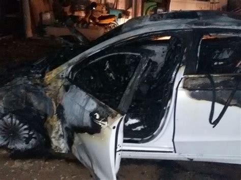 G1 Carros Pegam Fogo Após Batida Frontal E Homem Morre Em Apiúna Sc