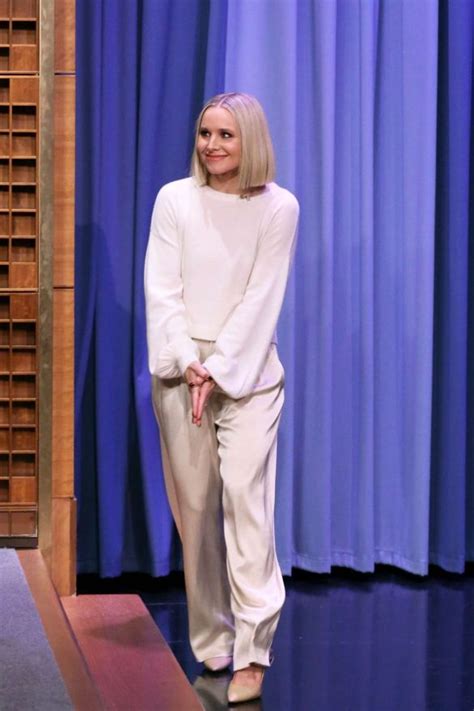 Index Of Wp Content Uploads Photos Kristen Bell On The Tonight Show