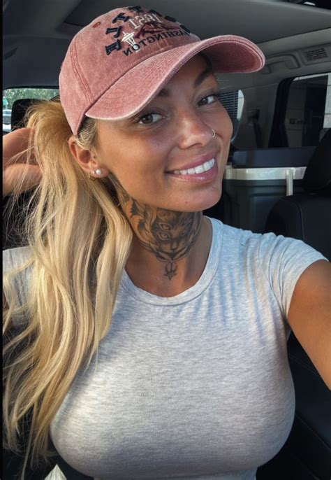 Tattooed Babe Wows As Cowgirl Whiskey Babes