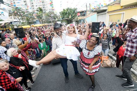 Festa Julina Do Esmuti Leva Anima O E Alegria Aos Idosos Prefeitura