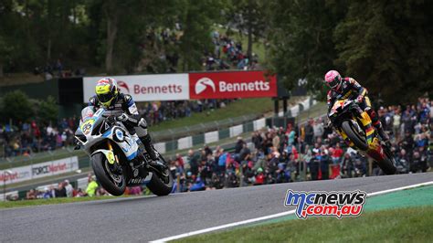 Huge Gallery Of Images From Cadwell Park British Superbikes Mcnews