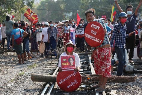 Myanmar protesters return to streets | Mizzima Myanmar News and Insight