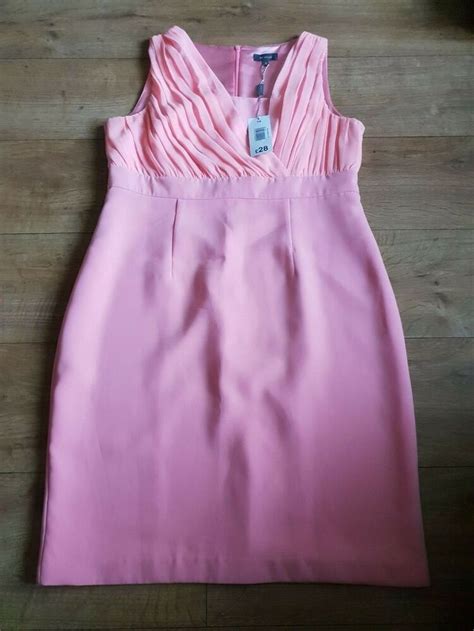 Ladies Brand New Salmon Pink Dress Matalan Size 14 Fashion Clothing