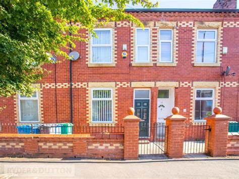 Bed Terraced House For Sale In Cecil Road Blackley Manchester M