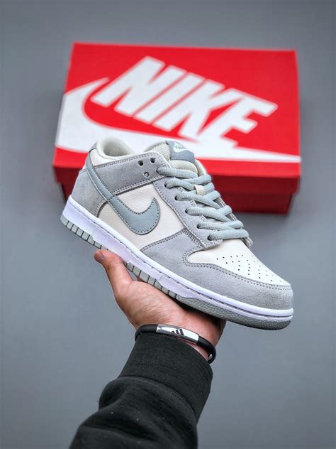 T Nis Nike Sb Dunk Low Branco Cinza