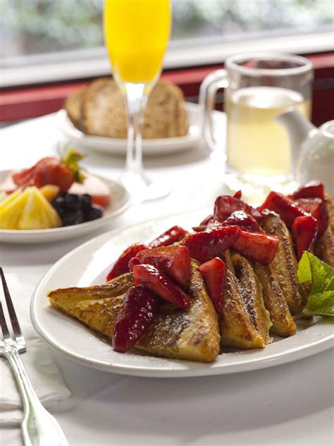 PARAMOUNT HOTEL SEATTLE - BOOK YOUR STAY IN ADVANCE AND SAVE ON GREAT RATES