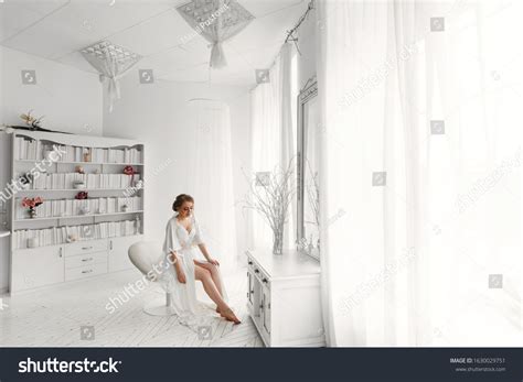 Sexy Smiling Blonde Bride Underwear Bedroom Stock Photo 1630029751 Shutterstock