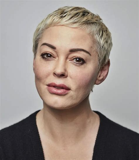 Döbbenetes átváltozás Így Néz Ki Most Rose Mcgowan A Bűbájos