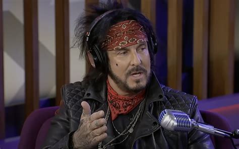 NIKKI SIXX Claims MÖTLEY CRÜE Was Shocked When MICK MARS Quit The Band