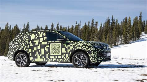 Volkswagen Teases the Final Internal-Combustion Tiguan SUV