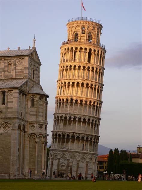 LA MÁQUINA DE LA VERDAD: Destronada la Torre de Pisa