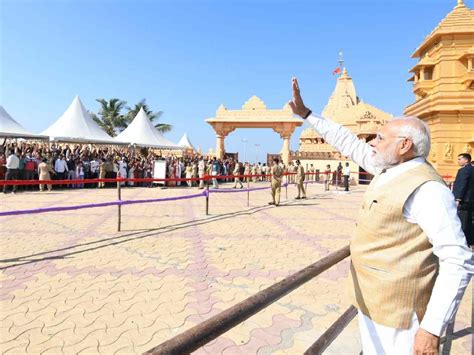 In Pics Pm Narendra Modi Offers Prayers At Somnath Temple In Poll